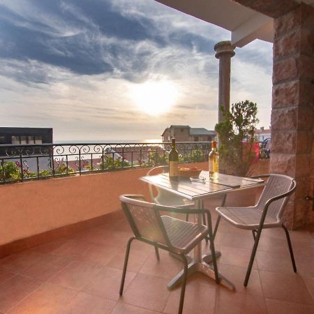 Apartments And Rooms Levantin Inn Sveti Stefan Esterno foto