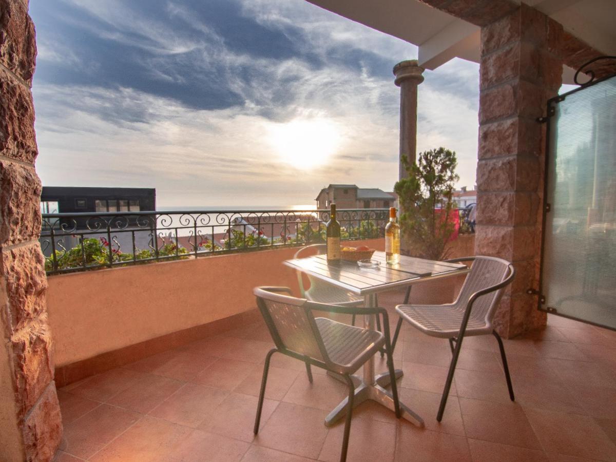 Apartments And Rooms Levantin Inn Sveti Stefan Esterno foto